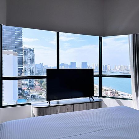 Ascott Gurney Penang Hotell George Town Eksteriør bilde A bedroom at the hotel